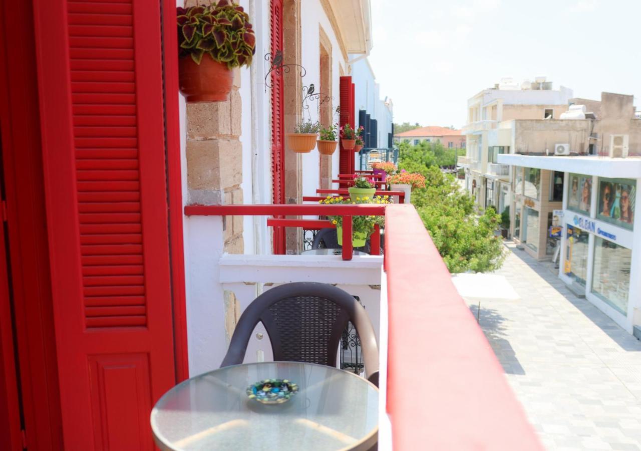 Kiniras Traditional Hotel & Restaurant Paphos Extérieur photo